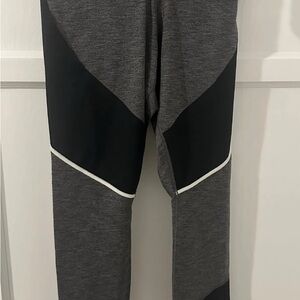 Nike Gray and Black Leggings with Dynamic Design
